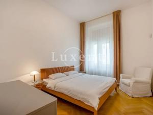 Pronájem bytu 2+kk, Praha - Malá Strana, Újezd, 73 m2