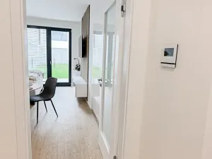 Pronájem bytu 1+kk, Praha - Holešovice, U průhonu, 51 m2