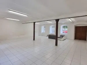 Pronájem obchodního prostoru, Jihlava, Mostecká, 140 m2