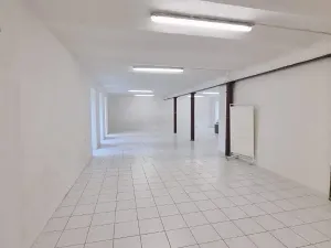 Pronájem obchodního prostoru, Jihlava, Mostecká, 140 m2