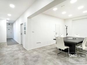 Prodej komerční nemovitosti, Kolín, Kmochova, 560 m2