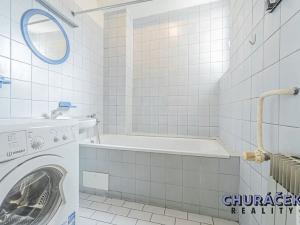 Pronájem bytu 3+1, Praha - Karlín, Sokolovská, 73 m2