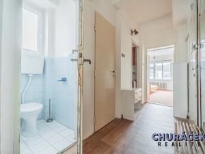 Pronájem bytu 3+1, Praha - Karlín, Sokolovská, 73 m2