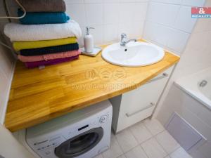 Pronájem bytu 2+kk, Praha - Vinohrady, Legerova, 47 m2