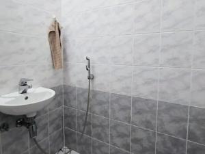 Pronájem bytu 4+kk, Praha - Kobylisy, Šimůnkova, 100 m2