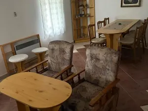 Prodej rodinného domu, Lubenec, 160 m2