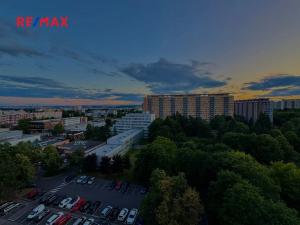 Prodej bytu 2+kk, Praha - Kobylisy, Hlaváčova, 47 m2