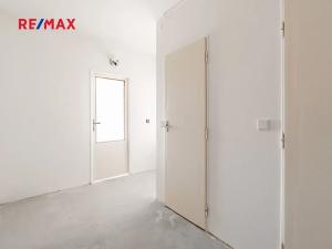Prodej bytu 2+kk, Praha - Kobylisy, Hlaváčova, 47 m2