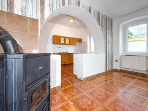 Prodej rodinného domu, Hora Svatého Šebestiána, 150 m2