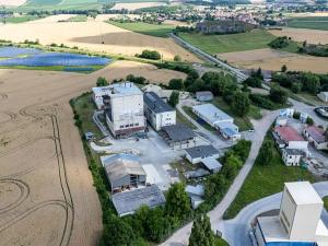 Prodej výrobních prostor, Čebín, 3507 m2