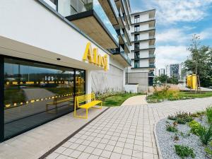 Pronájem bytu 2+kk, Praha - Modřany, Československého exilu, 58 m2