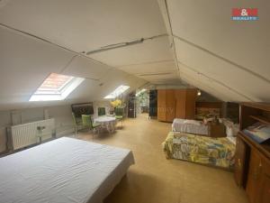 Pronájem atypického bytu, Beroun, Palackého, 90 m2