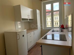 Pronájem kanceláře, Praha - Holešovice, Za papírnou, 95 m2