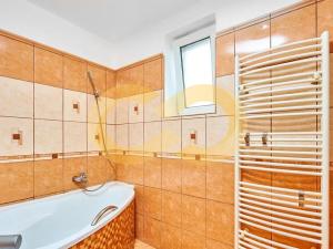Prodej rodinného domu, Malonty, 202 m2