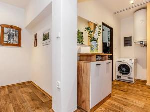 Prodej bytu 2+1, Mydlovary, 64 m2