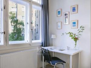 Pronájem bytu 2+kk, Praha - Bubeneč, V. P. Čkalova, 51 m2