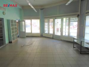 Prodej obchodního prostoru, Kladno, Poštovní náměstí, 92 m2