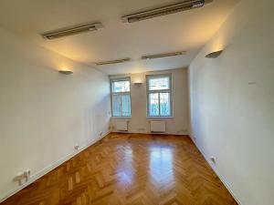 Pronájem kanceláře, Praha - Vinohrady, Mánesova, 160 m2