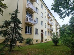 Pronájem bytu 1+1, Praha - Břevnov, Myslivečkova, 36 m2