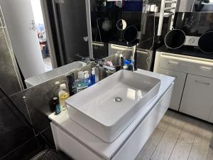 Prodej bytu 3+1, Praha - Nové Město, Příčná, 104 m2