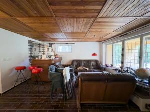Pronájem rodinného domu, Praha - Kunratice, Za hájovnou, 360 m2