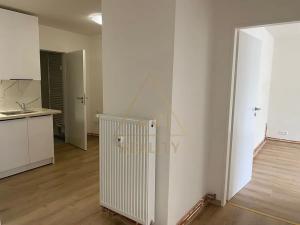 Prodej bytu 3+1, Praha - Vysočany, Podnádražní, 60 m2