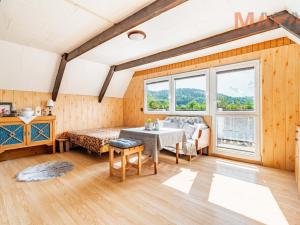 Prodej chaty, Kyselka - Radošov, 80 m2