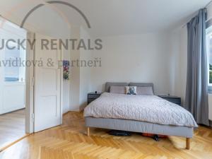 Pronájem bytu 2+1, Praha - Smíchov, U Malvazinky, 82 m2