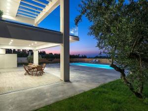 Prodej domu, Bochali, Zakynthos, Jónské Ostrovy, Řecko, 370 m2