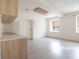 Prodej bytu 1+kk, Kladno - Dubí, Hradčanská, 33 m2
