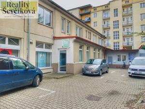 Pronájem obchodního prostoru, Hradec Králové, Škroupova, 53 m2