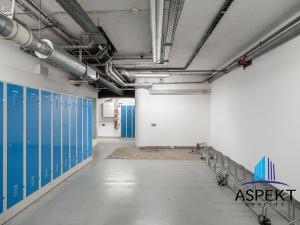 Pronájem kanceláře, Praha - Chodov, Líbalova, 660 m2