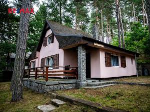 Prodej chaty, Jesenice, U Velkého rybníka, 67 m2