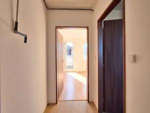 Pronájem bytu 1+1, Praha - Strašnice, Černokostelecká, 38 m2