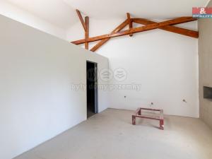 Prodej rodinného domu, Lichnov, 800 m2