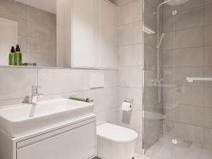 Prodej bytu 2+kk, Praha - Suchdol, Suchdolské náměstí, 44 m2