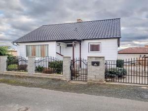 Prodej rodinného domu, Miskovice, 156 m2