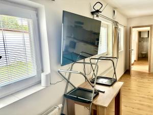 Pronájem domu, Praha - Malešice, U tvrze, 40 m2