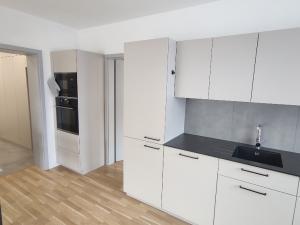 Prodej bytu 3+kk, Strakonice - Strakonice II, Dukelská, 72 m2