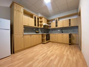 Pronájem bytu 1+1, Ostrava, Bachmačská, 61 m2