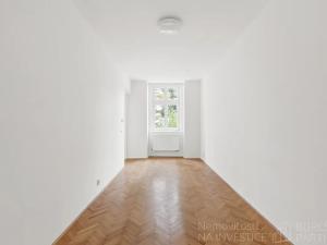 Pronájem bytu 3+1, Praha - Holešovice, Kamenická, 80 m2