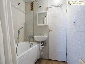 Pronájem bytu 2+1, Šumperk, J. z Poděbrad, 52 m2