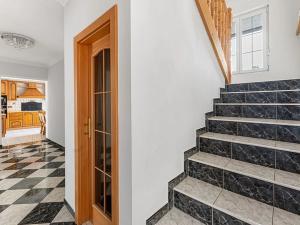 Pronájem rodinného domu, Praha - Krč, Paběnická, 480 m2