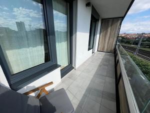 Pronájem bytu 2+kk, Praha, Perucká, 46 m2