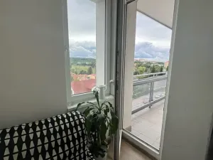 Pronájem bytu 1+kk, Praha, Hornoměcholupská, 26 m2