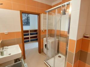 Pronájem bytu 1+kk, Praha - Vysočany, Pod Harfou, 38 m2