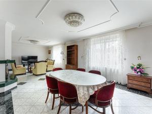 Pronájem rodinného domu, Praha, Paběnická, 480 m2