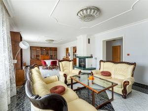 Pronájem rodinného domu, Praha, Paběnická, 480 m2