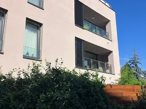 Pronájem bytu 1+kk, Praha - Strašnice, Třebohostická, 39 m2