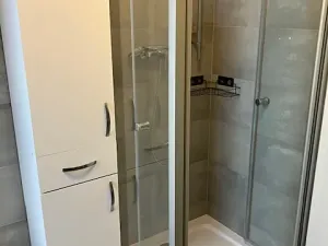 Pronájem bytu 1+kk, Praha - Strašnice, Třebohostická, 39 m2